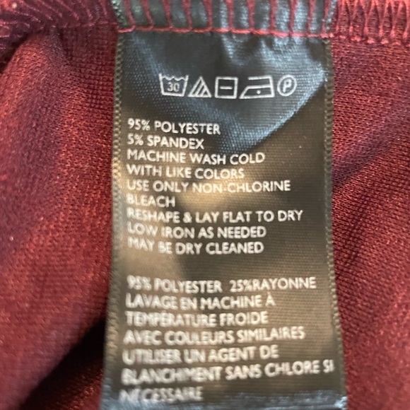 NWOT Burgundy Urban Outfitters Dress Short sleeved textured Size M jewel toned - Picture 4 of 6